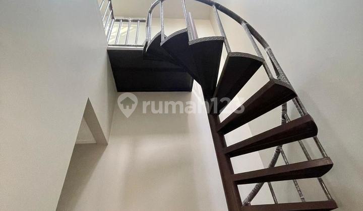 Cheapest, Golf Island Cluster House 10x15 Semi Furnished Good. 2