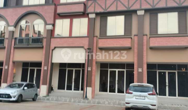 PIK2 La Riviera Boulevard 3-Storey Shop House, Strategic Location PIK2 La Riviera Boulevard 3-Storey Shop House, Strategic Location