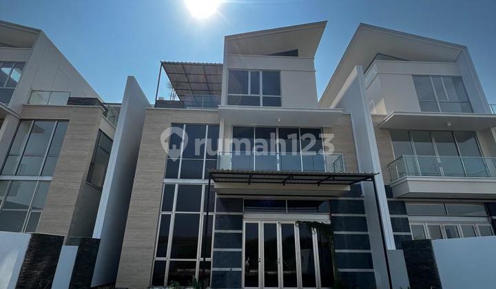 Rumah Golf Island Signature, Uk 12x25 (3 Lantai) Termurah Premium Rumah Golf Island Signature, Uk 12x25 (3 Lantai) Termurah Premium