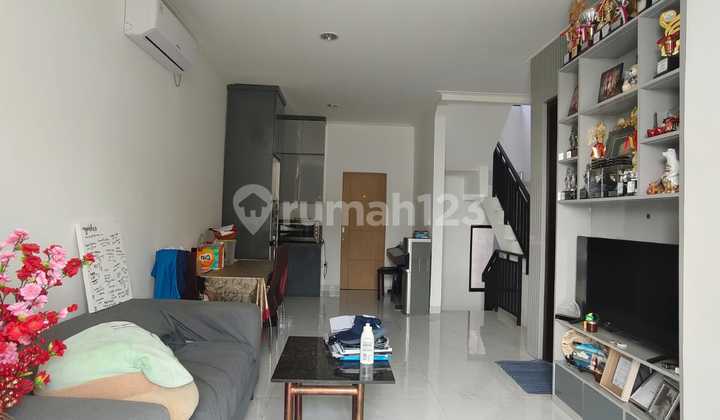 Rumah Golf Island Piano Uk 5x15 (4+1 Kamar Tidur) Full Furnish Rumah Golf Island Piano Uk 5x15 (4+1 Kamar Tidur) Full Furnish