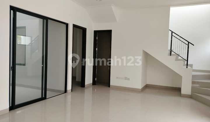 Rumah Cluster Magenta PIK2 Uk 8x12,5 (3+1 Kamar) Ready Siap Huni