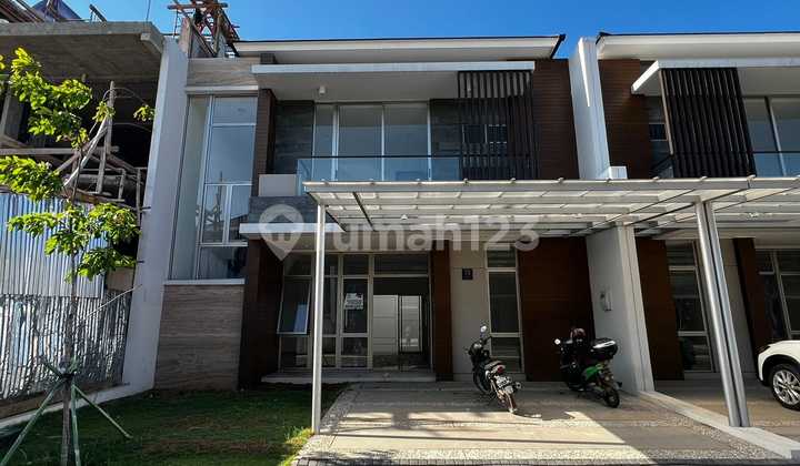 Rumah Mewah Cluster PIK2 Uk 10x20 (4+1 Kamar Tidur), Termurah