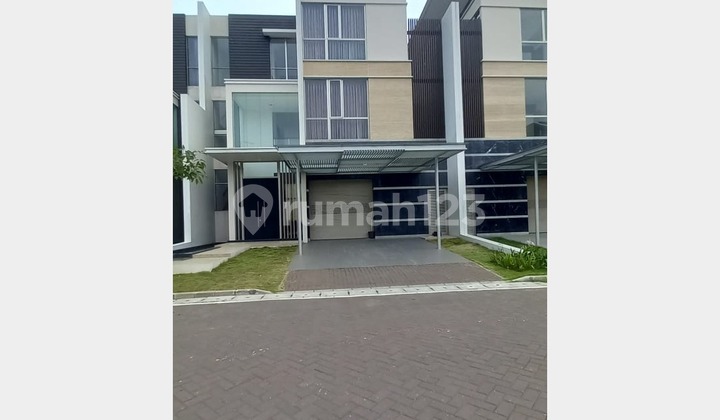 Rumah Premium Golf Island Pik, Uk 12X30 Semi Furnish, Ready