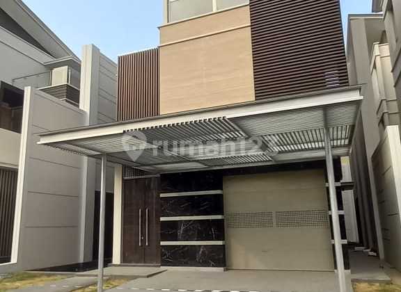 Rumah Mewah Golf Island PIK Ukuran 12x30 Semi Furnish Bagus Rumah Mewah Golf Island PIK Ukuran 12x30 Semi Furnish Bagus