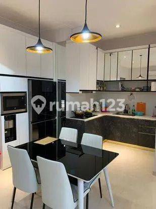 Rumah Golf Island 8x15 Full Renov dan Furnish Mewah, PIK Jakarta Utara 1