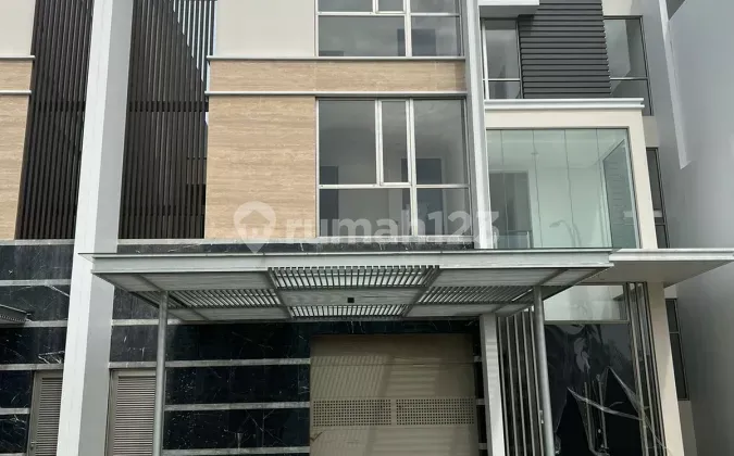 Rumah Golf Island Signature PIK, Uk 12x40 (3 Lantai) Termurah