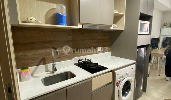 Apartemen Gold Coast Studio Full Furnish Bagus Murah 2