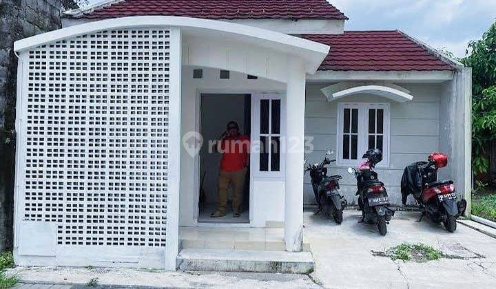 Dijual Rumah Cantik Berbentuk Homestay Aktif LOKASI Condongcatur Jarak 4 Kilometer Dari Ugm 1