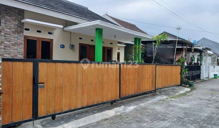 Dijual Rumah Cantik Bagus Dalam Cluster Perumahan LOKASI Barat Patang Puluhan 1