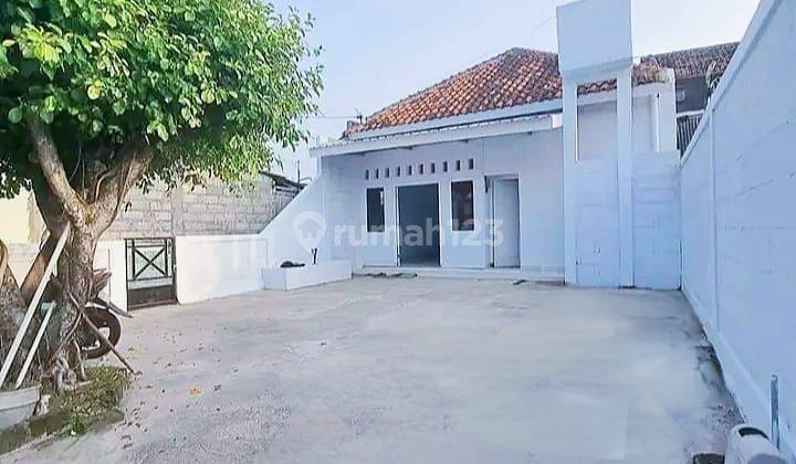 Rumah Cantik Besar, Tepi Jalan Aspal, Dekat Jokteng Kulon 1