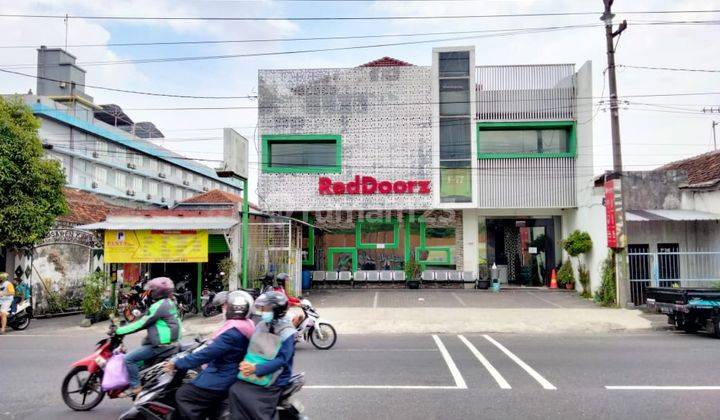 Dijual Hotel Aktif, Harga Super Murah Lokasi Tengah Kota Barat Malioboro Titik 0KM Wirobrajan  1