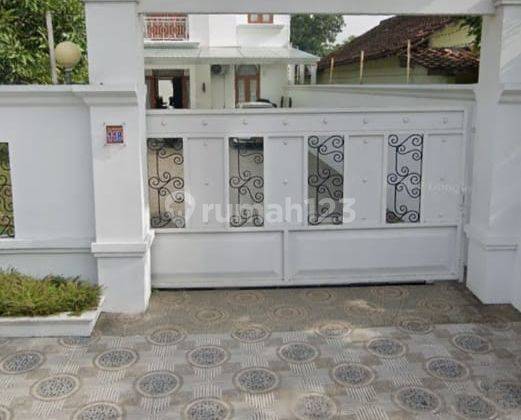 Dijual Rumah Super Mewah Luasan Besar Lokasi Dekat Alun Alun Malioboro 2