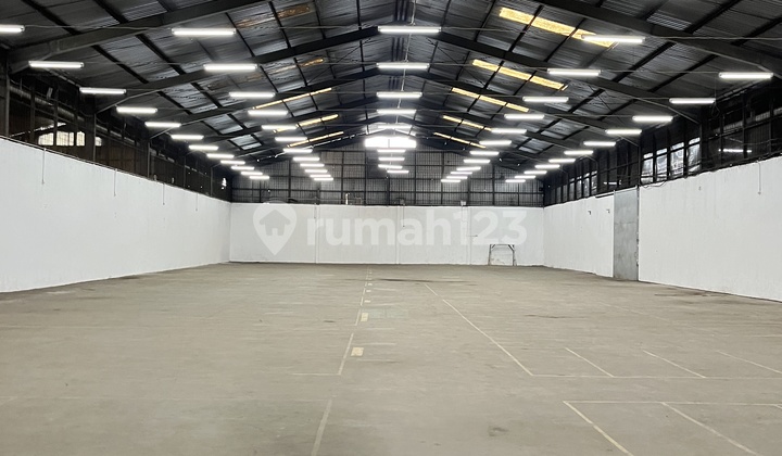 For Rent: Nice and Neat Warehouse in Pegangsaan Dua, Kelapa Gading