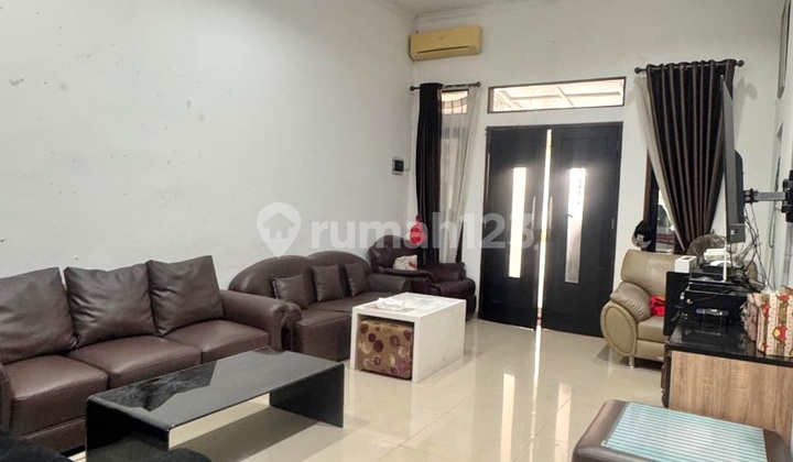 Dijual Rumah di Sektor 1C Gading Serping