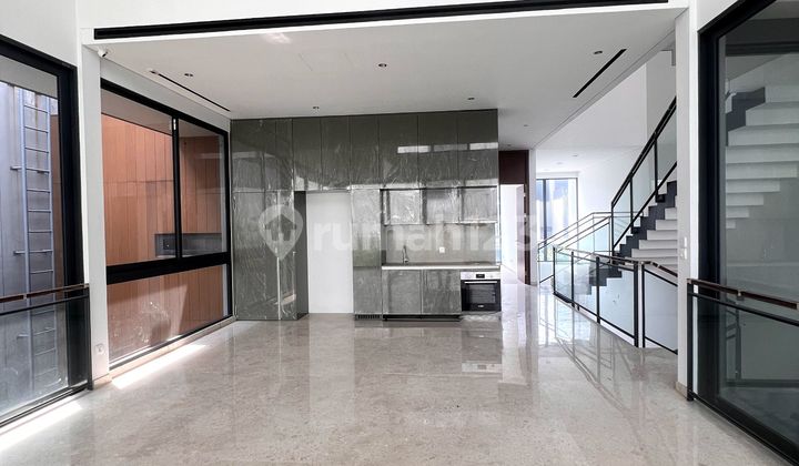 For Sale Luxury House in Lyndon Navapark Cluster, BSD City 2