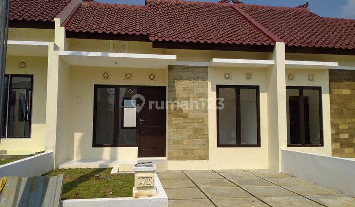 Dijual rumah minimalis baru di daerah Mijen 1