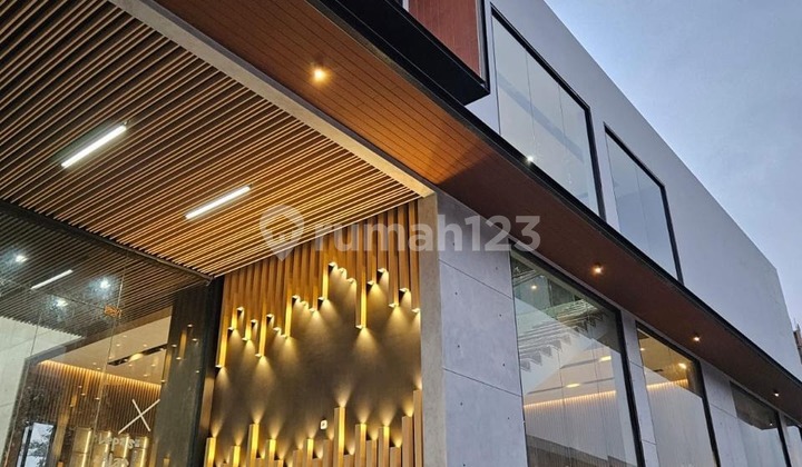 Pabrik Kosmetik Premium Siap Beroperasi 100% Baru di Pasuruan Pabrik Kosmetik Premium Siap Beroperasi 100% Baru di Pasuruan