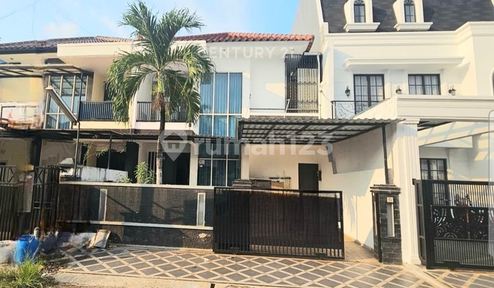 2-Storey House in Taman Modern Cakung Semi-Furnished Flood-Free