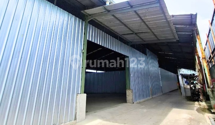 Good Warehouse Ready to Operate Strategically at KM 16 Daan Mogot West Jakarta