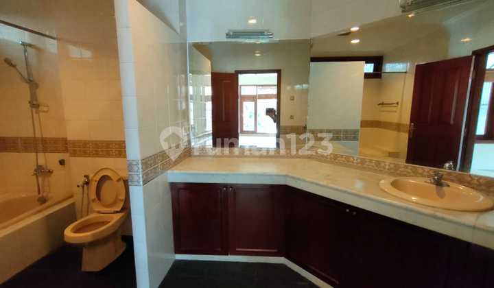 Luxury Furnished House in Kemang, South Jakarta - Private Pool 2