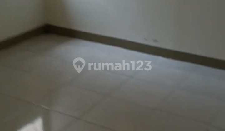 Best Price! Rumah Minimalis 2 Kamar Hadap Selatan di Victoria Villge Bekasi 2