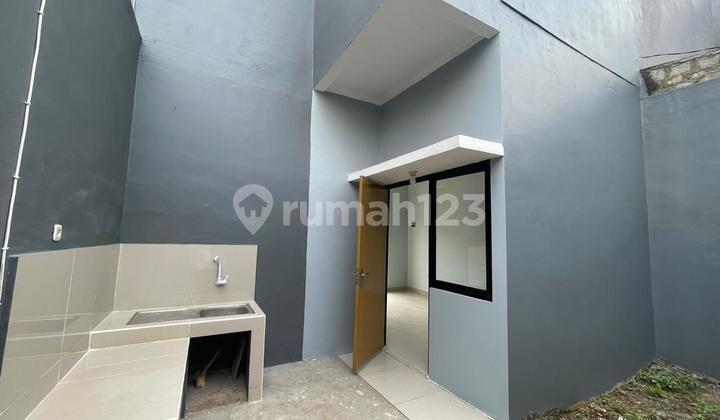 Rumah Bebas Banjir Berlokasi Strategis di Bojong Rawalumbu Bekasi 2