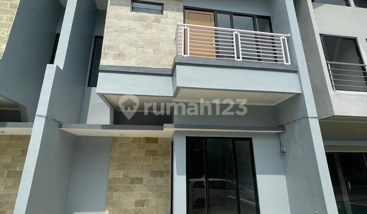 Rumah Bebas Banjir Berlokasi Strategis di Bojong Rawalumbu Bekasi