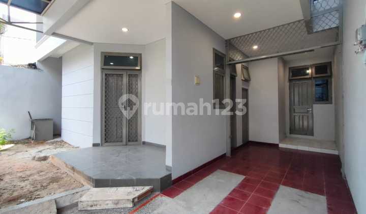 Rumah Bagus 2 Lantai Siap Huni di Tomang Jakarta Barat Rumah Bagus 2 Lantai Siap Huni di Tomang Jakarta Barat