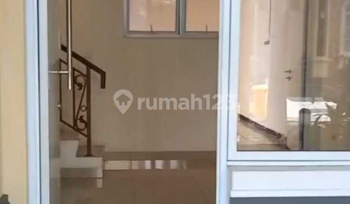 Disewa Rumah Berlokasi Strategis Dekat Mall AEON di Cakung Jakarta Timur 2