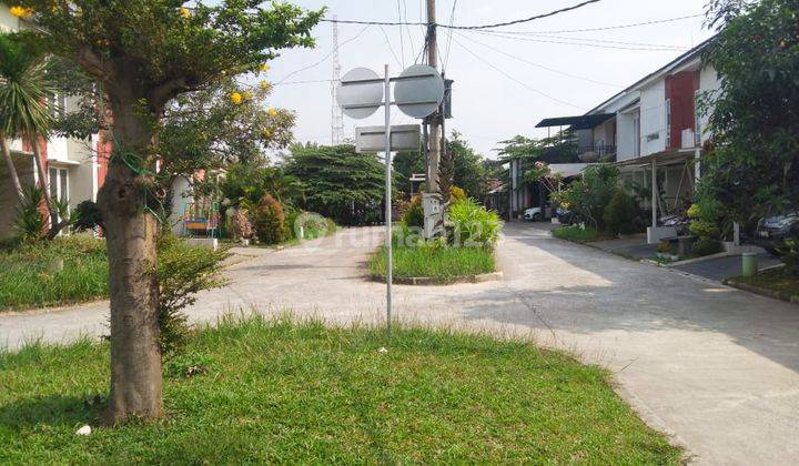 Rumah luas di jual murah 2 lantai dekat tol grand wisata 2