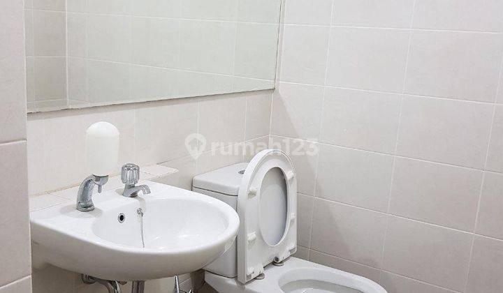 Disewakan 1 kamar kondominium furnised greenbay pluit 9