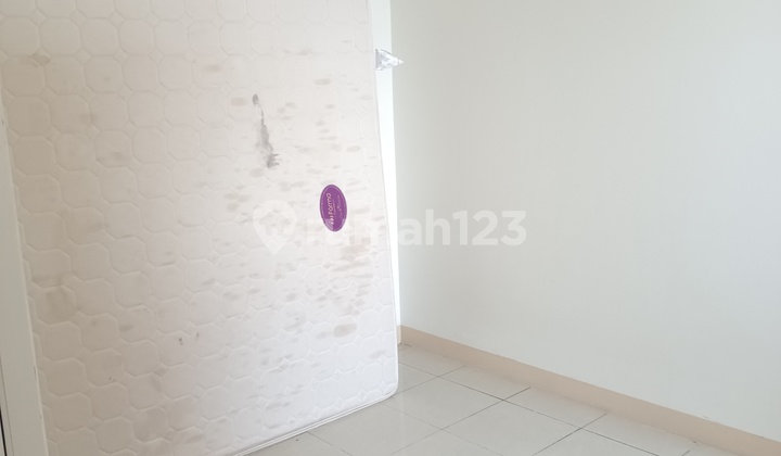 Disewakan bulanan 2 BR semi furnised di greenbay pluit jakarta 7