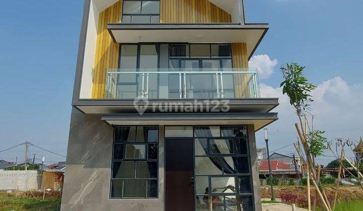 Rumah mewah DP murah dekat sumarecon bekasi  1