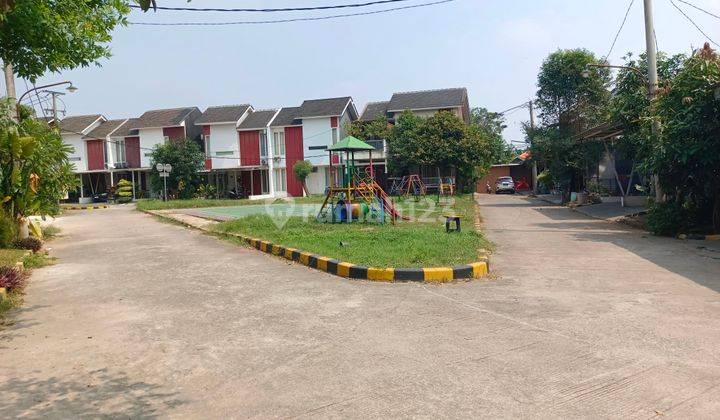 Rumah parkir 2 mobil dekat grand wisata tambun selatan 2