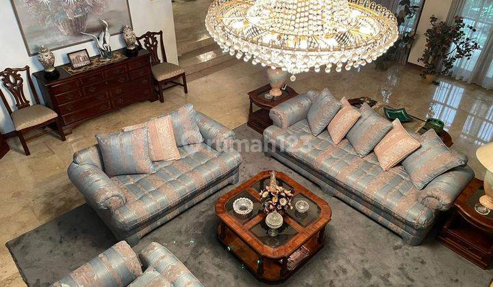 Rumah Besar Mewah di Gatot Subroto Dekat Hotel Kartika Chandra 3