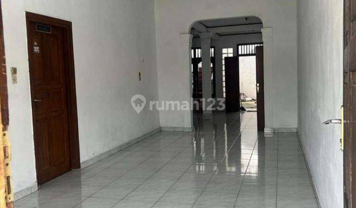 Rumah di Jakarta Pusat Strategis Cocok Untuk Usaha Kost 5