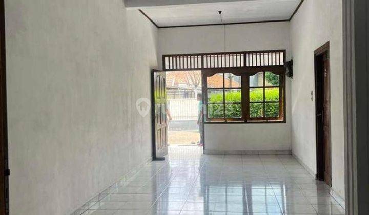 Rumah di Jakarta Pusat Strategis Cocok Untuk Usaha Kost 4