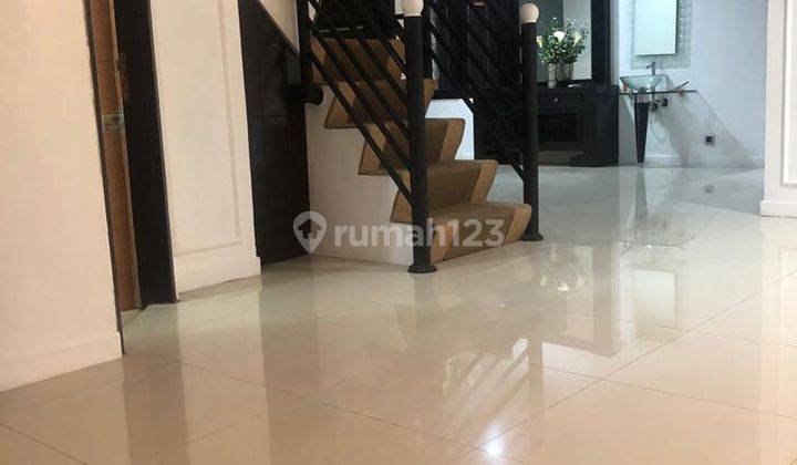 Rumah Apik Di Alam Segar Pondok Indah 2