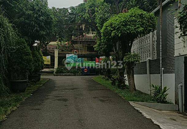 Rumah Asri Jalan Cendrawasih Dekat Stasiun Mrt H Nawi 2