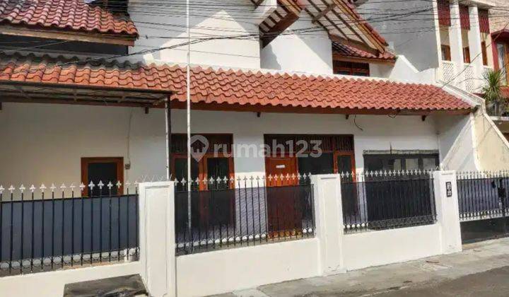 Rumah Lokasi Strategis Di Kav Polri, Ampera 1