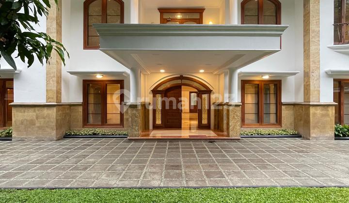 Lux Cozy House @ Kebayoran Baru 2