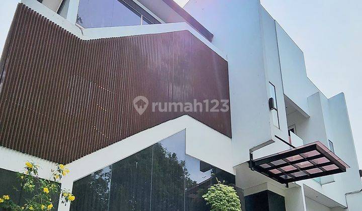 Rumah Siap Huni Di Tebet 1