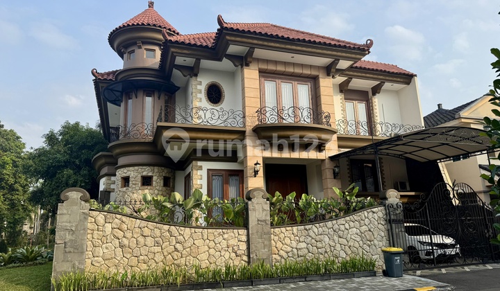 Rumah Castle Mewah di Bsd City