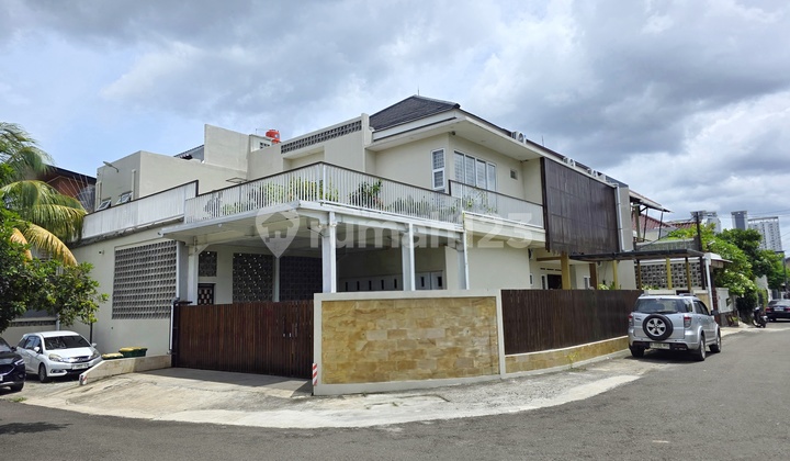 Rumah Mewah Siap Dihuni