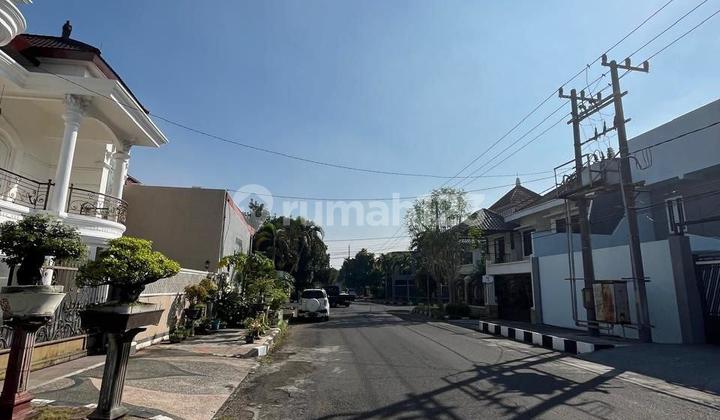  RUMAH CLASSIC MEWAH NGINDEN INTAN TIMUR 1