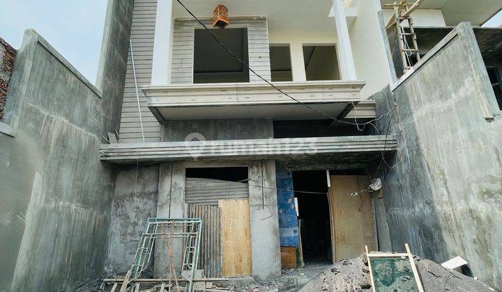 Dijual Rumah On Progress 2 Lantai Full Banguan Medokan Ayu 1