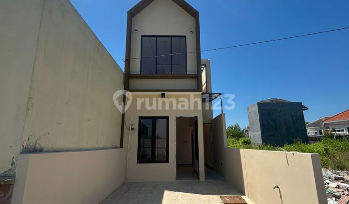 Rumah 2 lantai di Wisma Tirta Agung, Surabaya Timur 1