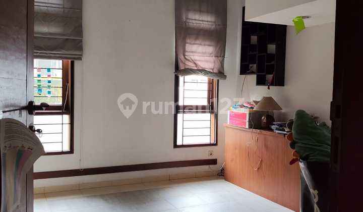 Rumah untuk Disewa Lokasi Kayu Putih Utara 2