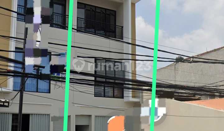 New Shop Ready to Use, Suitable for Various Types of Business in Tebet Strategic Area 2