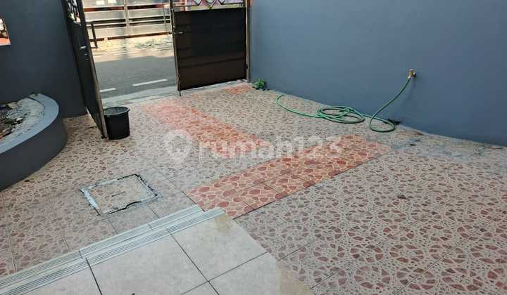 For Rent House in Johar Baru Central Jakarta 2